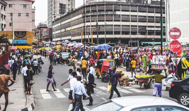 7 kinds of people you will meet on the streets of Lagos every morning