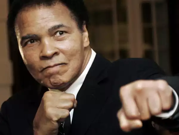 Boxing Legend Muhammad Ali In Hospital