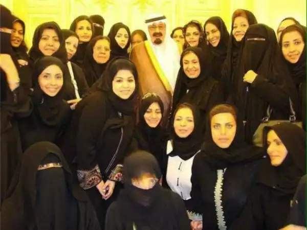 Late Saudi King Abdullah and his thirty wives