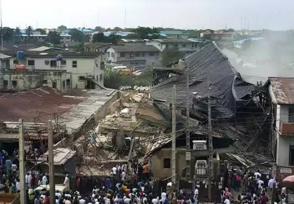 Photos: Four-Storey Building Collapses In Yaba, Lagos 