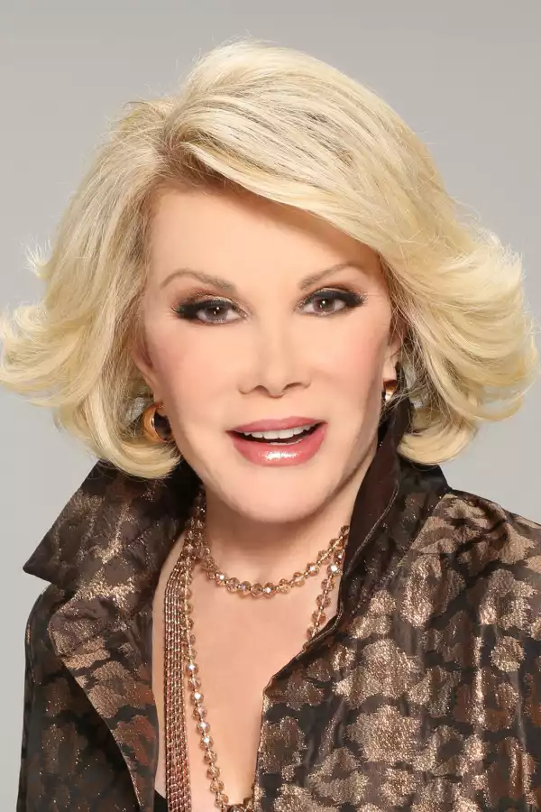WTF?!: Joan Rivers’ Doctor Took a Selfie With Her Seconds Before Cardiac Arrest