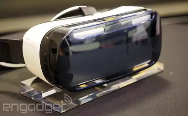 Yes, Unreal  Engine 4 is  coming to  Samsung Gear VR  too