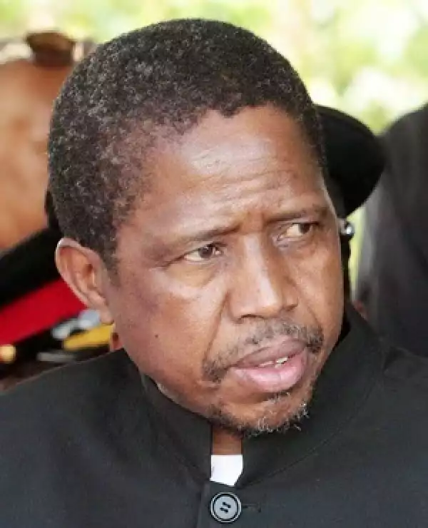 Zambian President collapses during Women
