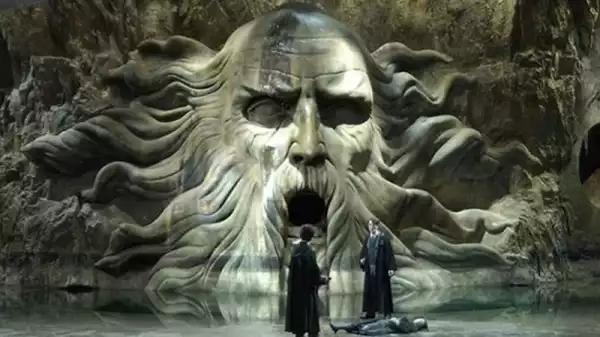 How Harry Potter and the Chamber of Secrets Set Voldemort