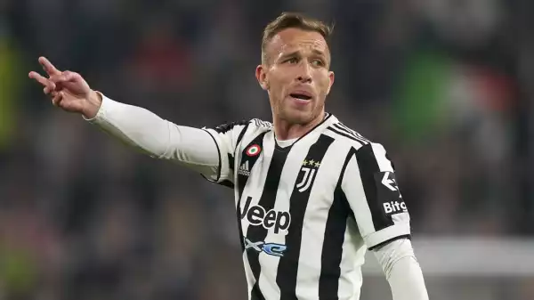 Liverpool confirm signing of Arthur Melo on loan from Juventus