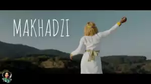 Makhadzi – Dikuku Ft Dj Call Me & Prince Benza (Video)