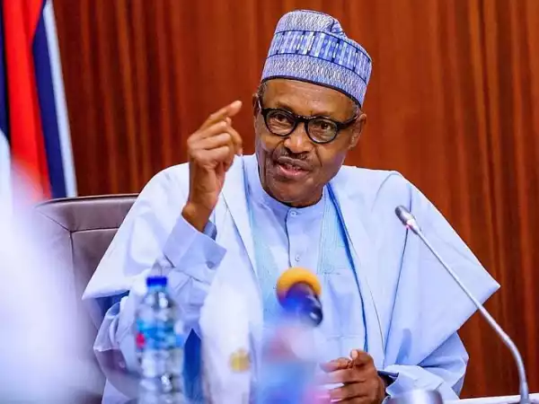 “President Buhari Has Finally Finished Us” – Nigerians Lament As ‘Pure Water’ Now Sells For N300, N400 Per Bag