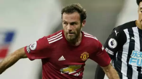 Mata must accept massive pay-cut to stay with Man Utd