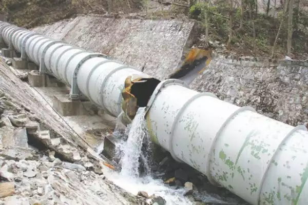 Navy Busts Crude Theft On Lagos Vandalised Pipeline