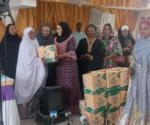Tinubu, wife donate over 100,000 food packs to Muslims, Christians in Abuja