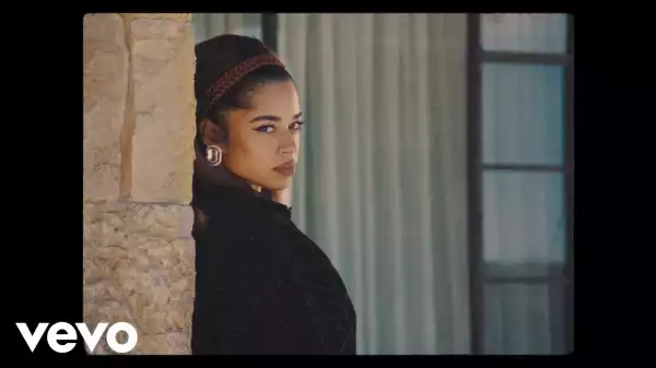 Ella Mai - How ft. Roddy Ricch (Video)