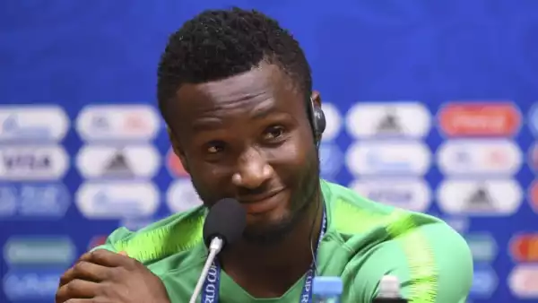 EPL: I snubbed Man Utd for Chelsea to help three Nigerian players – Mikel Obi