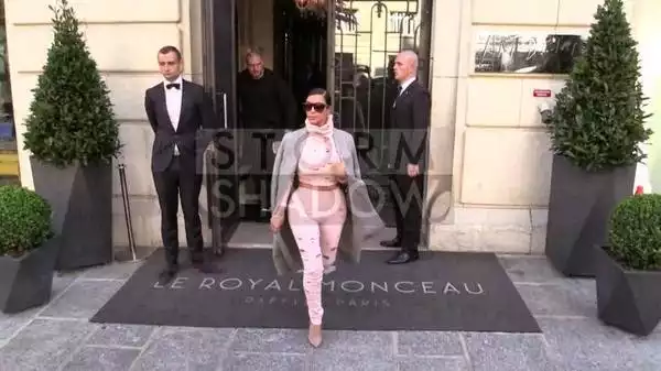 Video: Kim Kardashian Forgets Baby North West in the Hotel