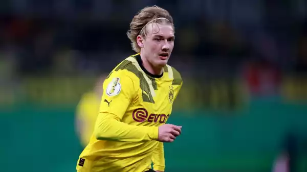 Julian Brandt spurns Premier League interest to sign new Borussia Dortmund contract