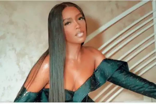 Tiwa Savage Shares New Video Says She Cooks With Just Top And P@Nties (VIDEO)