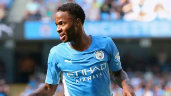 ​Sterling insists Man City not thinking about Liverpool or Chelsea