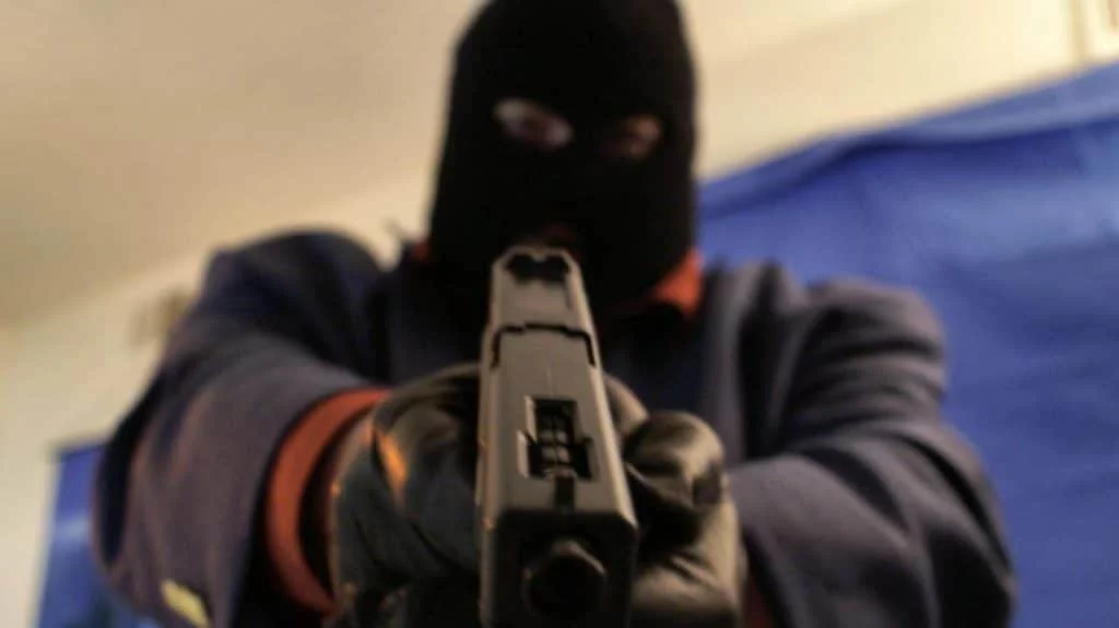 Robbers invade university in Delta