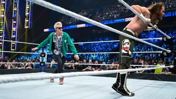 Johnny Knoxville on How WWE Royal Rumble Spot Came Together, Reveals Favorite Wrestlers