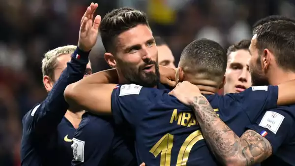 Hugo Lloris hails Olivier Giroud as 