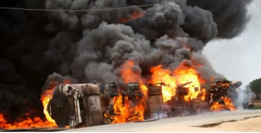 Tanker explodes on Lagos-Ibadan expressway