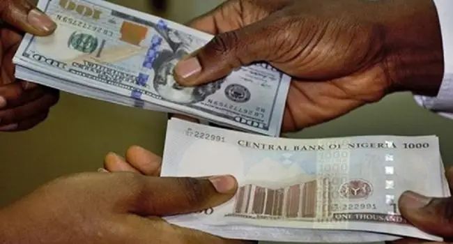 Naira float: Nigerian billionaires lose $5.85bn — Bloomberg